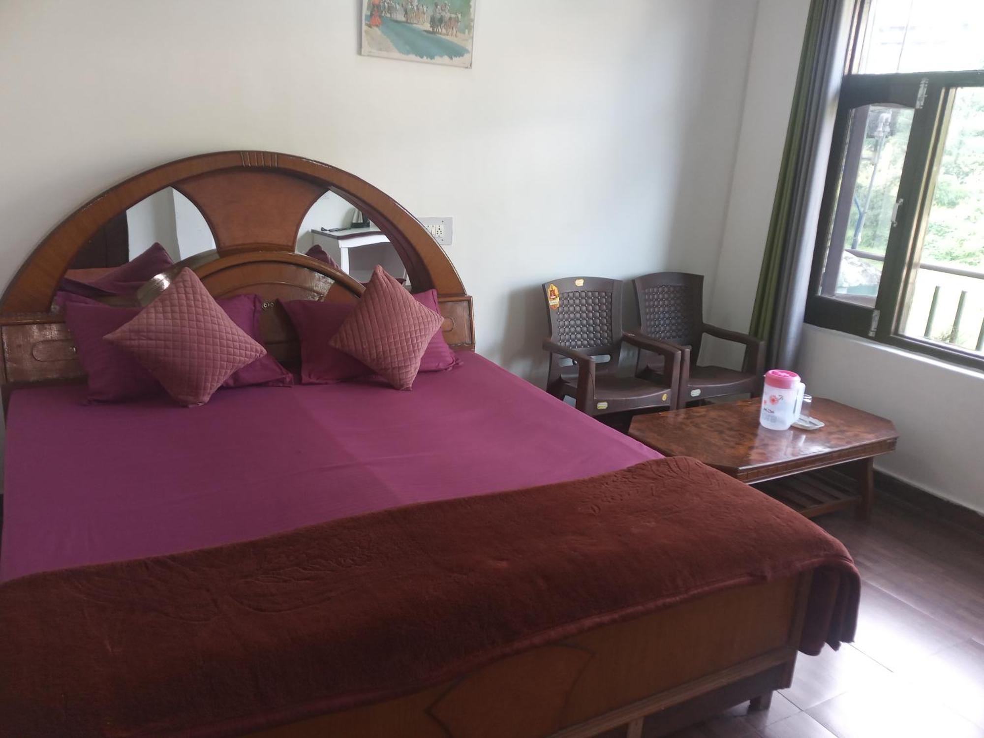 Nirmal Homestay Дхарамсала Екстериор снимка