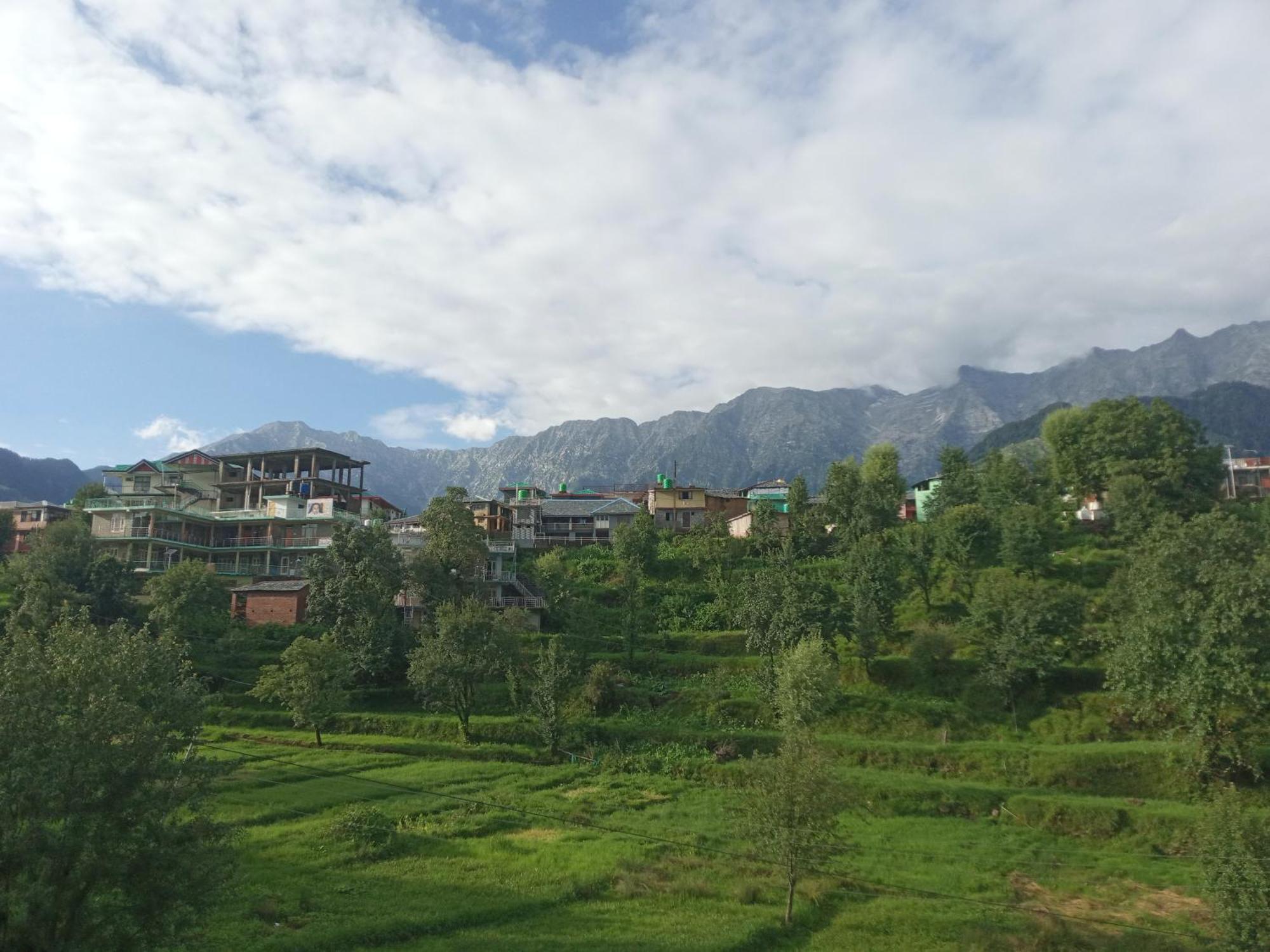 Nirmal Homestay Дхарамсала Екстериор снимка